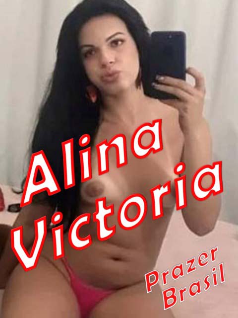 1AlinaVictoriaCap Alina Victoria