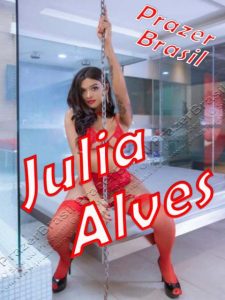 1JuliaAlvesTransCapa-225x300 Travestis e Transex em São Paulo / SP