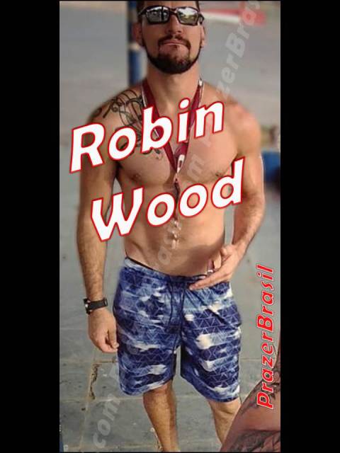 1RobiWoodCapa Robin Wood