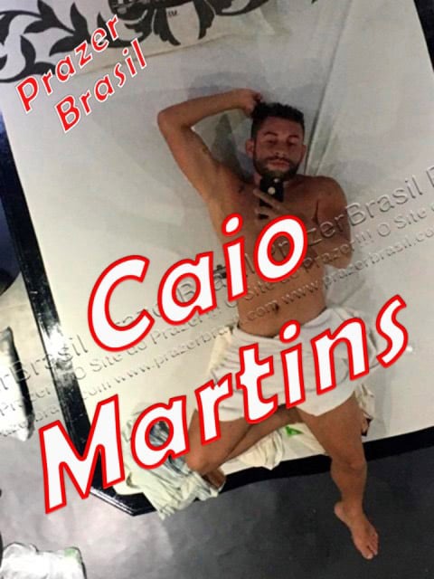 1CaioMartinsHomBelfordRoxRJcapa Caio Martins