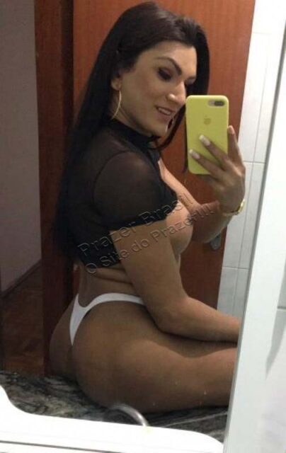 SabrinaMenezesTrans18 Sabrina Menezes