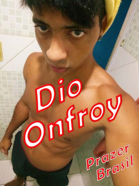 1DioOnfroyHomDuqueDeCaxiasCapa Dio Onfroy